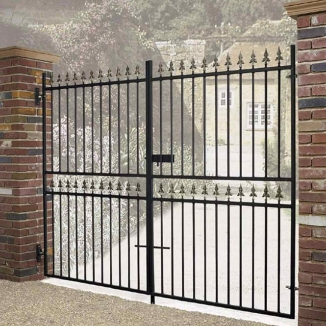 Burbage Corfe Premium Spear Top Tall Flat Top Double Driveway Gate - Primed Finish