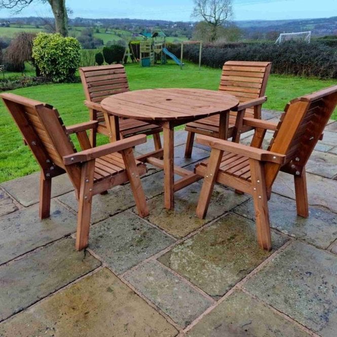 Churnet Valley Valley 4 Seat Set With Round Table