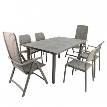 Libeccio Turtle Dove Set with 2 Darsena and 4 Bora Chairs