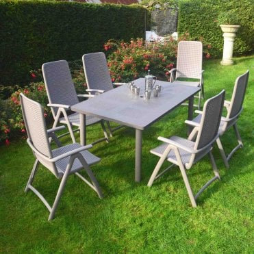 Libeccio Turtle Dove Set with 6 Darsena Chairs