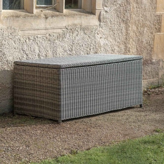 Garden Trading Selborne Storage Box, Large - PE Rattan